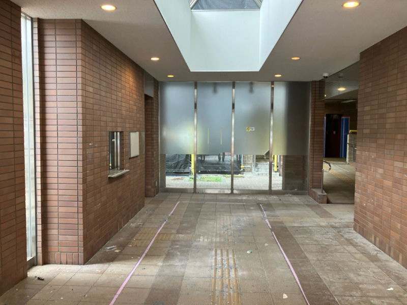 【施工前】エントランス